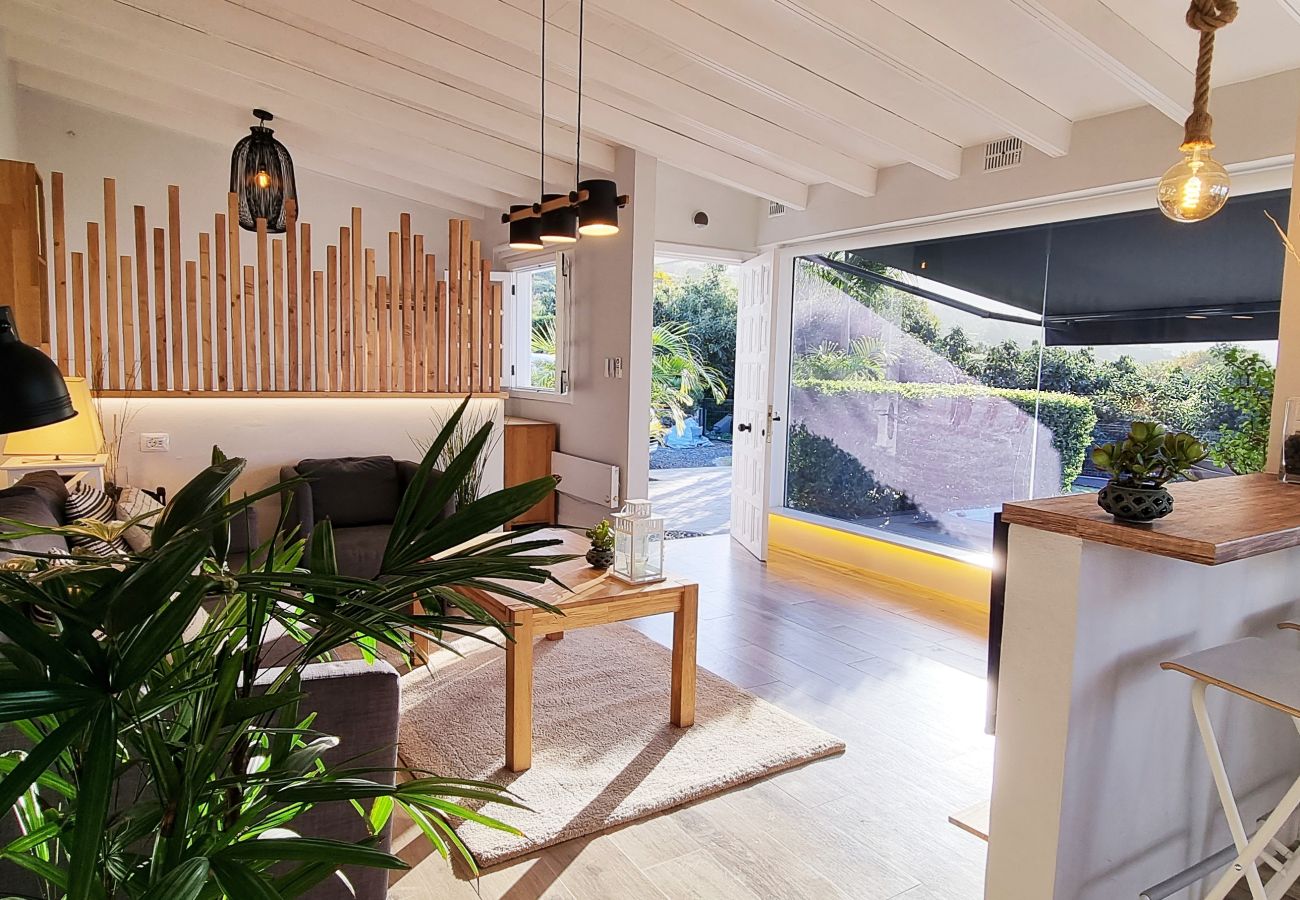 Casa rural en La Orotava - VILLA MARESIA VISTAS AL MAR Y MONTAÑAS. MÁXIMA INTIMIDAD