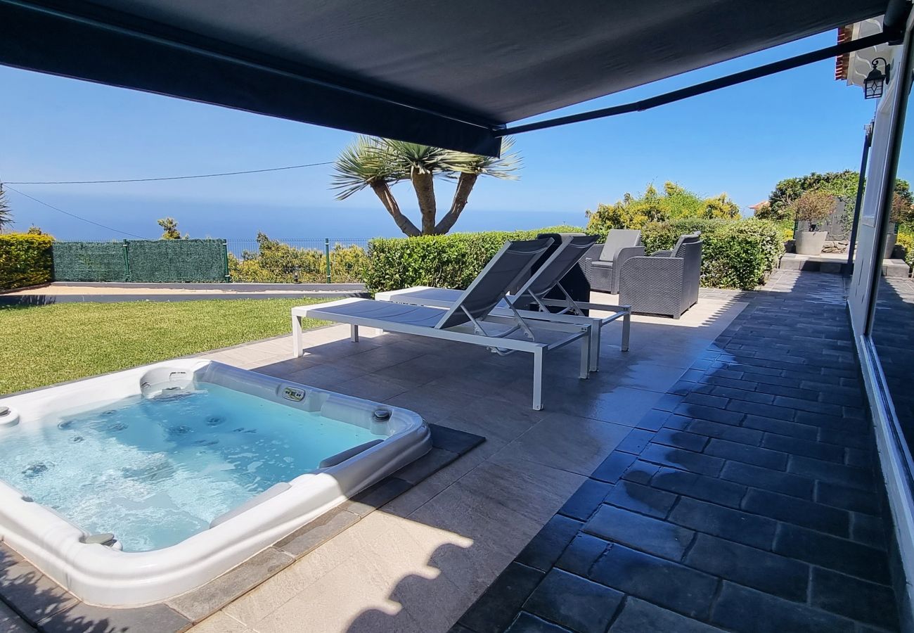 Casa rural en La Orotava - VILLA MARESIA VISTAS AL MAR Y MONTAÑAS. MÁXIMA INTIMIDAD