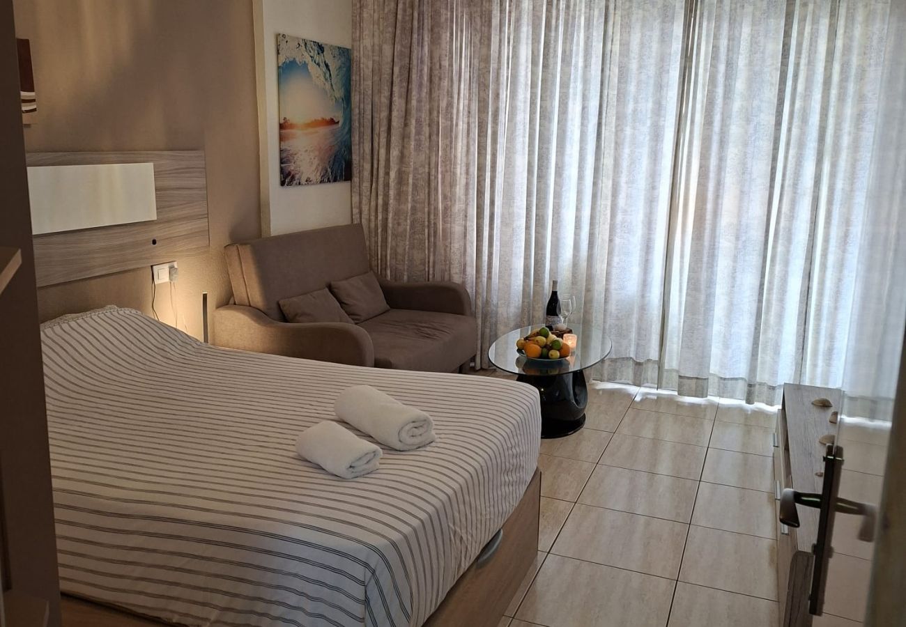Estudio en Puerto de la Cruz - Studio Slavisa